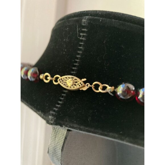 Vintage Purplish/Red Garnet/Amethyst? -  8mm 16" Choker Individually Knotted. - Picture 9 of 11